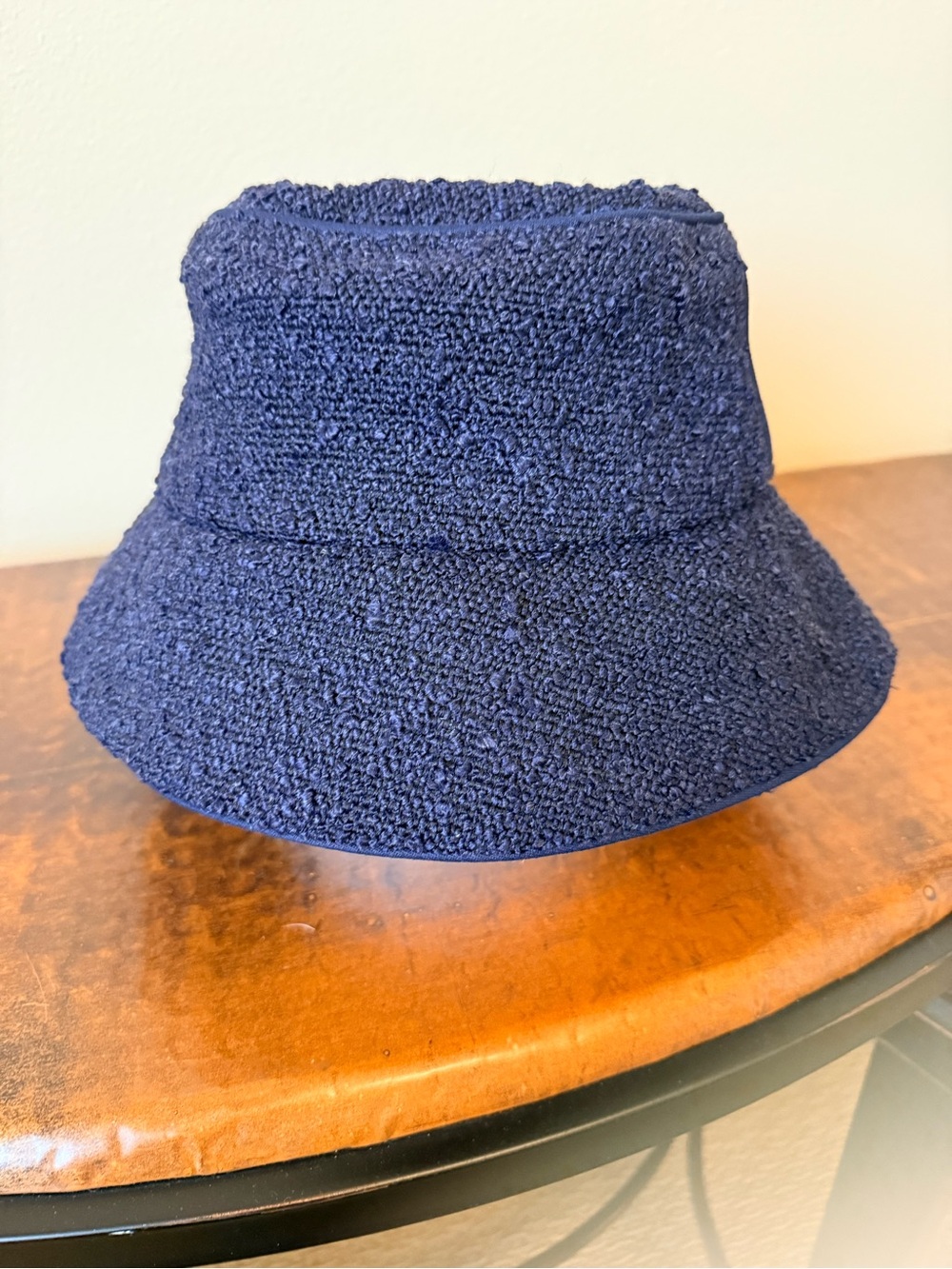 GIGI PIP women’s boucle Bucket Hat in Navy